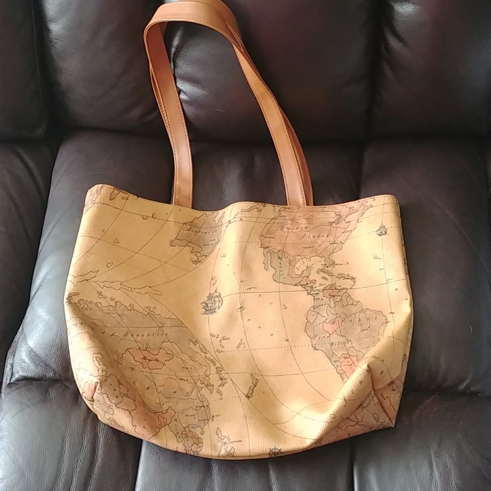 Map tote bag